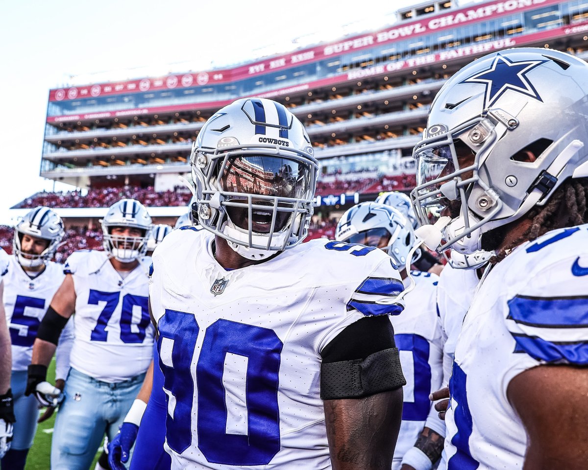 dallascowboys's tweet photo. Waiting all day...⏳ https://t.co/aeQcPxnDUV