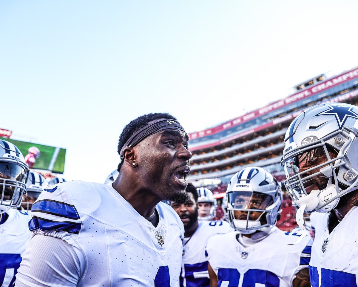 dallascowboys's tweet photo. Waiting all day...⏳ https://t.co/aeQcPxnDUV