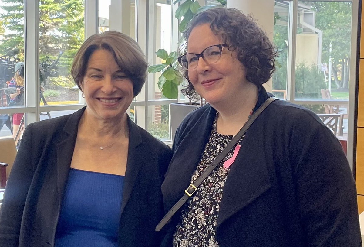 Amy Klobuchar tweet media