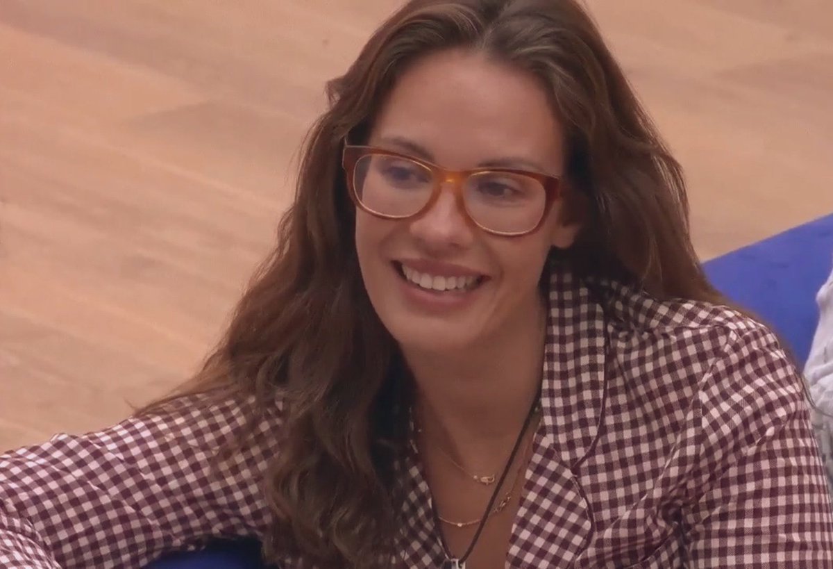 noemiAlcocer12's tweet image. ¡Esta mujer es una DIOSA!
❣️🥰❣️🥰❣️🥰
#GHVIP80 #GHVIPDBT4