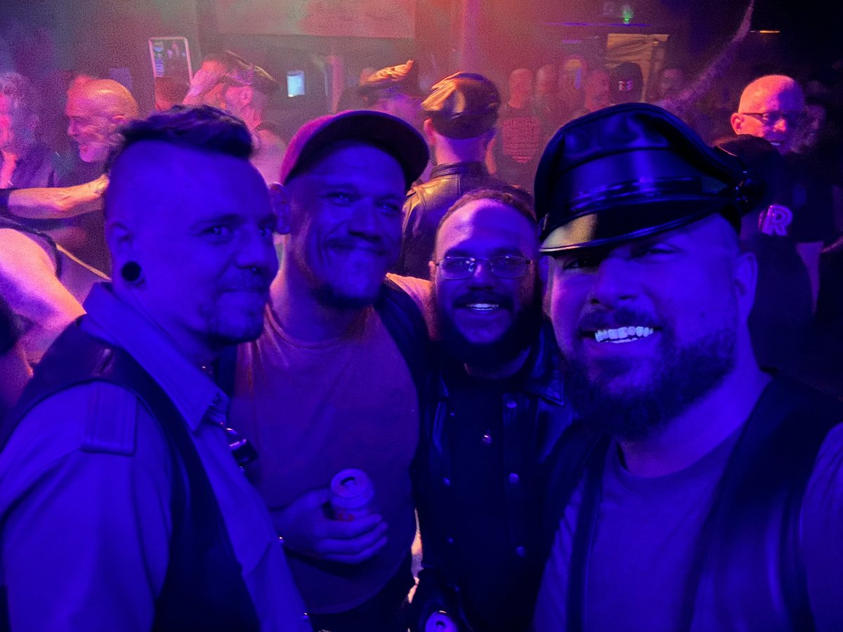 Had a wonderful evening with this lot to end my Manchester Leather Weekend!