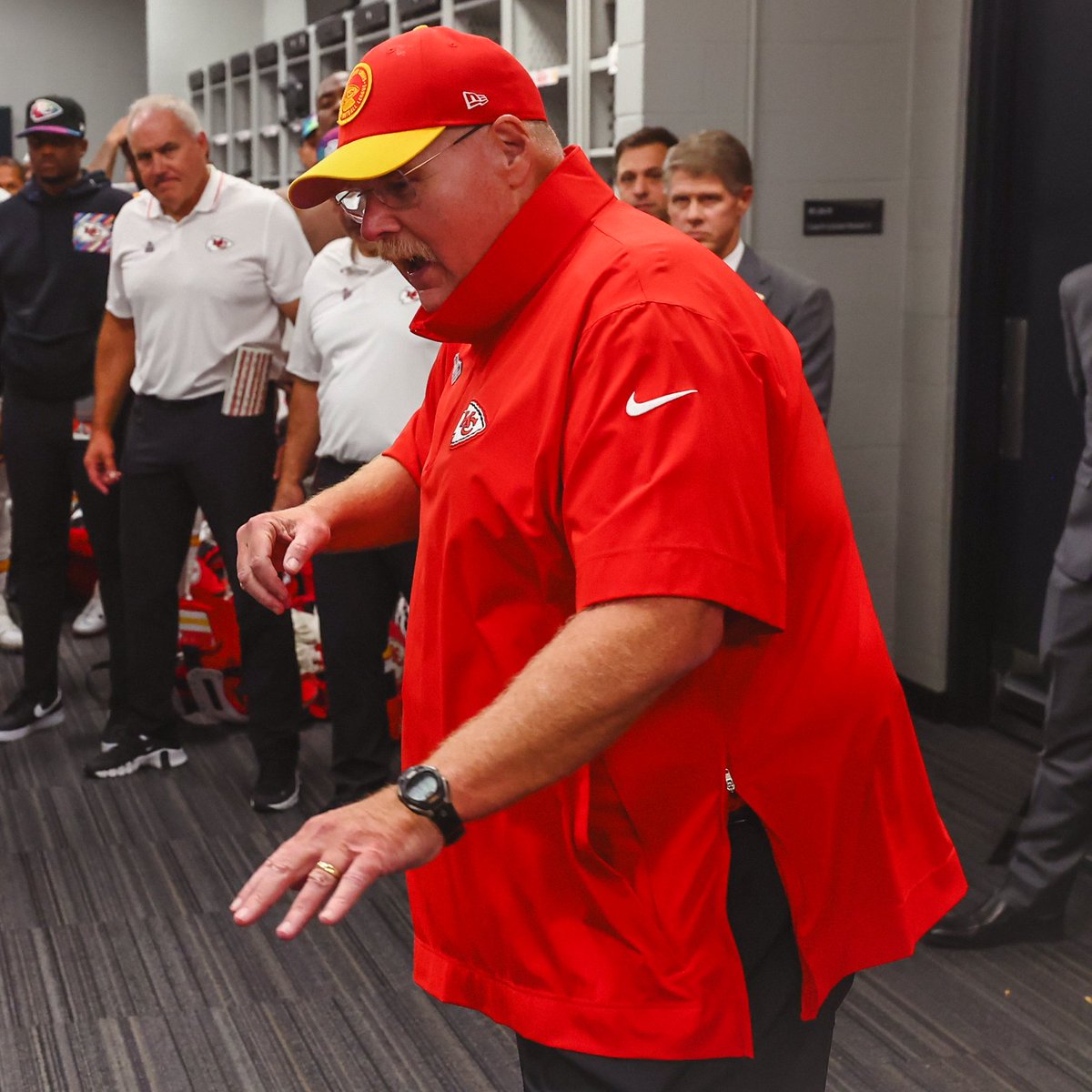 Chiefs's tweet image. We can hear these photos...