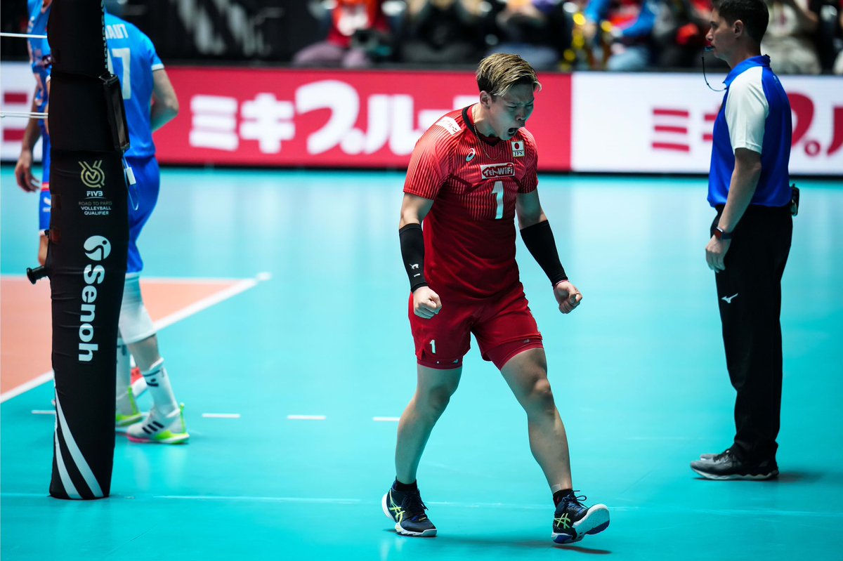 volleyball1301's tweet photo. 皆さん
たくさんの応援ありがとうございました❗️
自分たちが目標としていた物を掴めて嬉しく思います❗️
また、これから別々になりますが、自分のレベルを上げれるよう努力していきます❗️
本当に多くのご声援ありがとうございました😊

#最高でーす https://t.co/LnmmmvM5lI