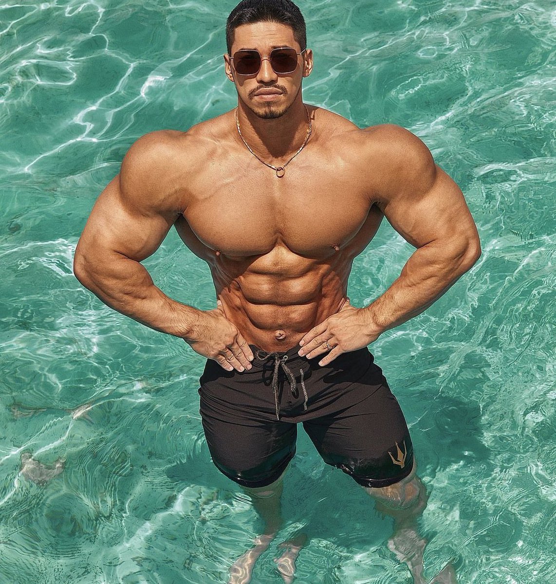 𝙆𝙚𝙣𝙟𝙞 (@meinbosu) on Twitter photo 