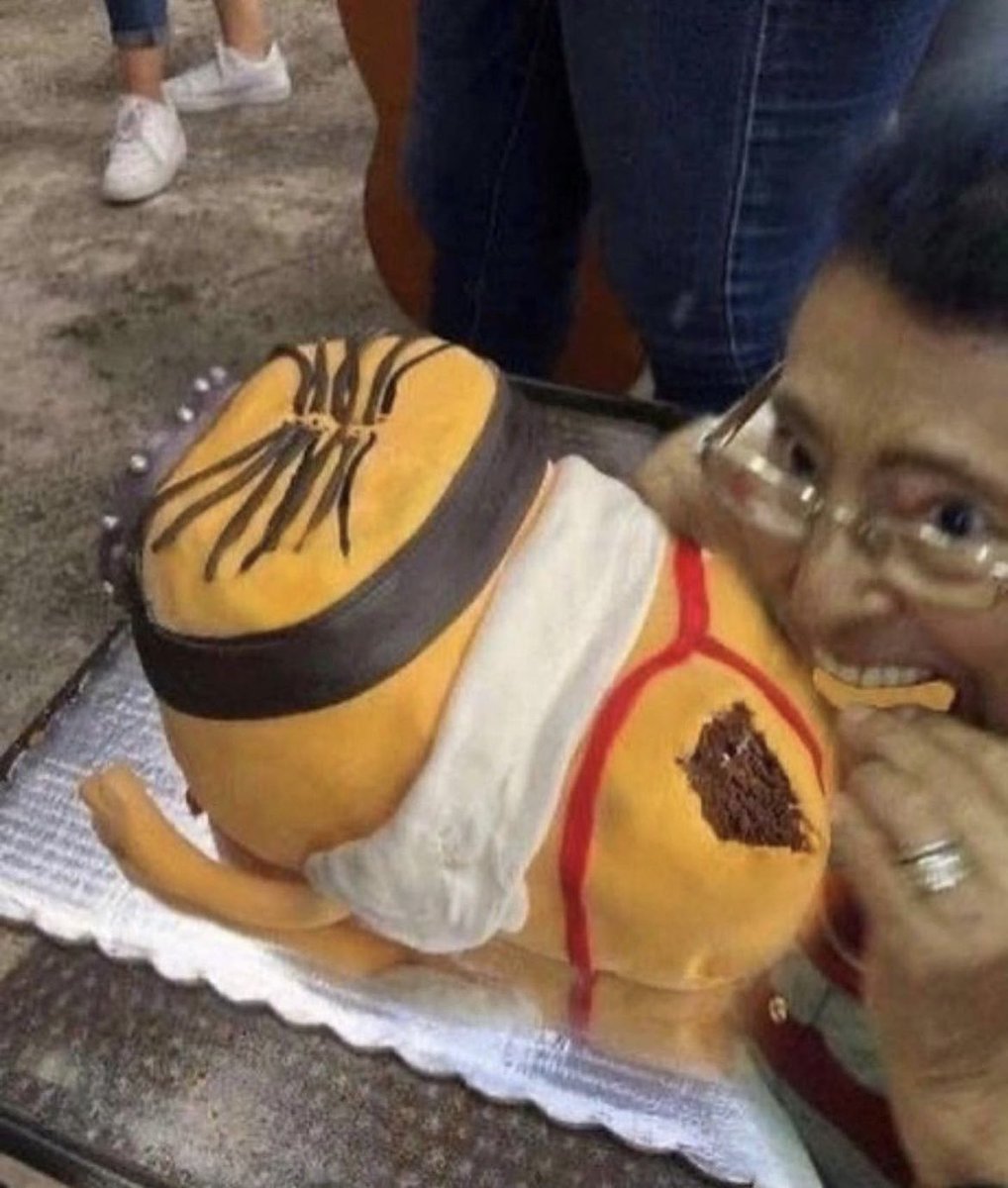 mxldkxtty's tweet image. me @ all of these actors on stage playing mj, i really forgot how i love al title fruity ass man like come over here and sit in my lap pls