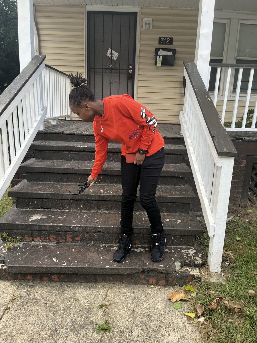LilMoodie_'s tweet photo. Youngest Turnt In My Hood ! #SA4L 9S https://t.co/SfYDh3i5iP