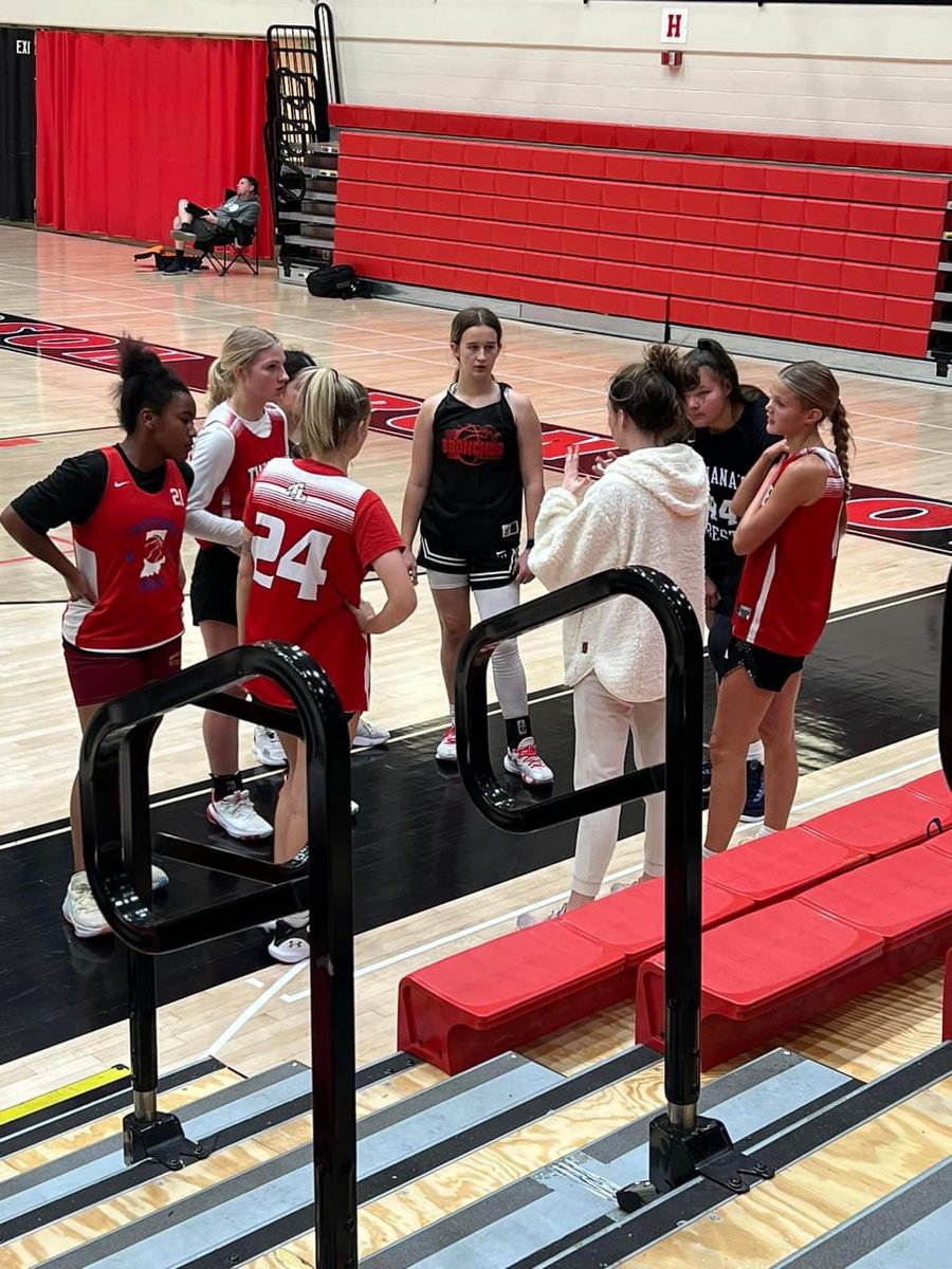 INBestBBall's tweet photo. How cool is this? Last year, @addiward23 played for Indiana’s Best &amp; @tlladyindians leading both teams to championships. This year, she is coaching for Indiana’s Best, leading her former Twin Lakes teammates to an OT Win in the Championship game of the All American BTS League! https://t.co/qyWaT7jzqp