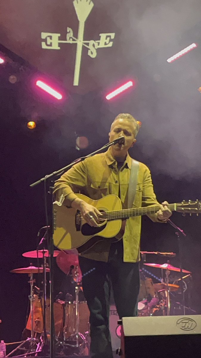 BandTogetherNC's tweet photo. To our supporters who believe that live music can improve communities- 🙏🏽. @JasonIsbell, @DJ_Indications and @aaronleetasjan1 - 🙏🏽 for the sell out!. @UWTriangle and nonprofit partners, we are excited about the future of the $1 million raised to address housing accessibility - 🙏🏽 https://t.co/pgFYDuTWeH
