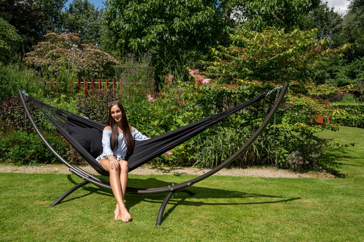 tropilex's tweet photo. Get cozy with a hammock today💖
Check out our Arc &amp; Classic Black Hammock Set Single!
Order online at https://t.co/b9hpGg2oPJ 🌴 Fast shipping &amp; free return! ☀️
#tropilex #relax #hammock #hangmat #hängematte #hamac #amaca #hamaca #hængekøje #hängmatta #hamak 🏖️ https://t.co/LszwWBDhR7