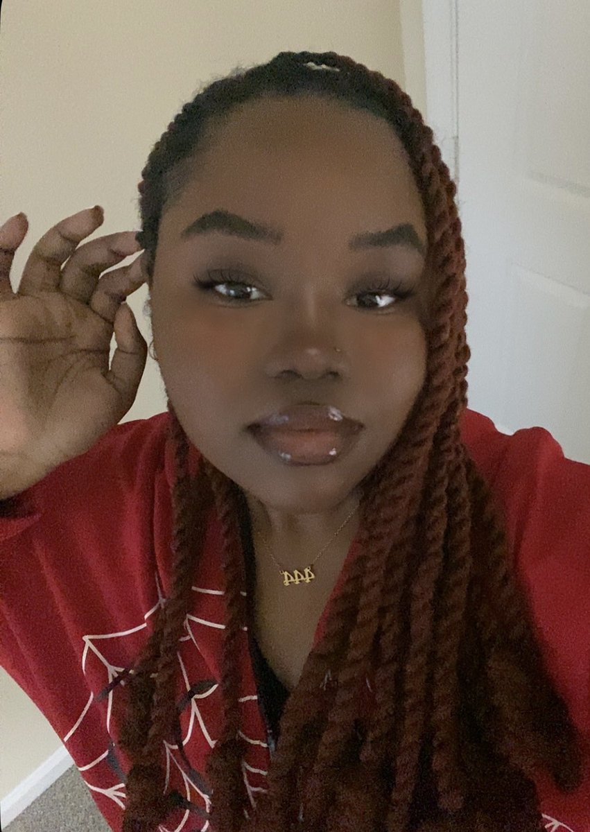 chanelgunnn's tweet photo. Probably those two and this one would be the rare pc https://t.co/D0yGiFpjcy