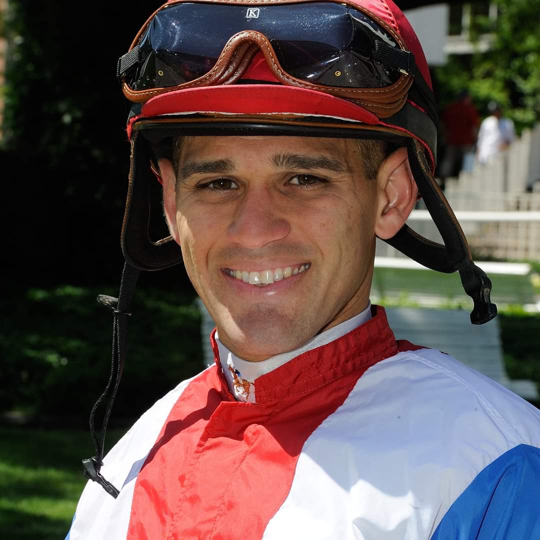 HorseRace2Day's tweet photo. Javier Castellano went to Woobine today and continued his great year by winning 4 races including the E.P. Taylor Stakes (GI) aboard FEV ROVER. 

📸 Adam Coglianese/NYRA 

@jjcjockey https://t.co/za7DPKG6g2