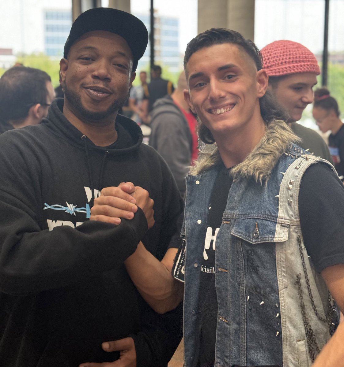 WeLuvWrestling1's tweet photo. He almost broke me with handshake ๐๐๐ My guy @TheJordanKross #WeekendLuv https://t.co/57yDPmPgIq