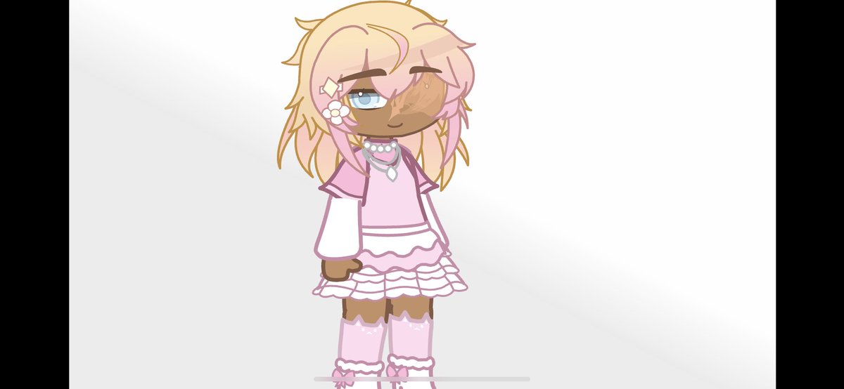 Cry1ngChild198's tweet photo. Looking for someone to buy a commission from
1 dog 
1 person
!! Paying royale high diamonds !!
( the dog and person posted below ) 
#commision #lookingforcommisions #royalehigh #rhd #rhdcommision https://t.co/VtUgcJMK24