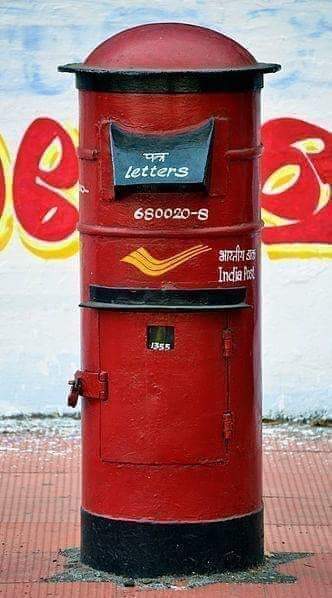 Navanee17151804's tweet photo. ഒക്ടോബർ 9
ലോ�� തപാല്‍ ദിനം.
ബന്ധങ്ങളുടെയും സ്നേഹത്തിന്റെയും മഷി പുരണ്ട കത്തുമായി എത്തുന്ന പോസ്റ്റുമാനെ കാത്തിരുന്ന ഓര്‍മപ്പെടുത്തലായി https://t.co/jeViN6JceE