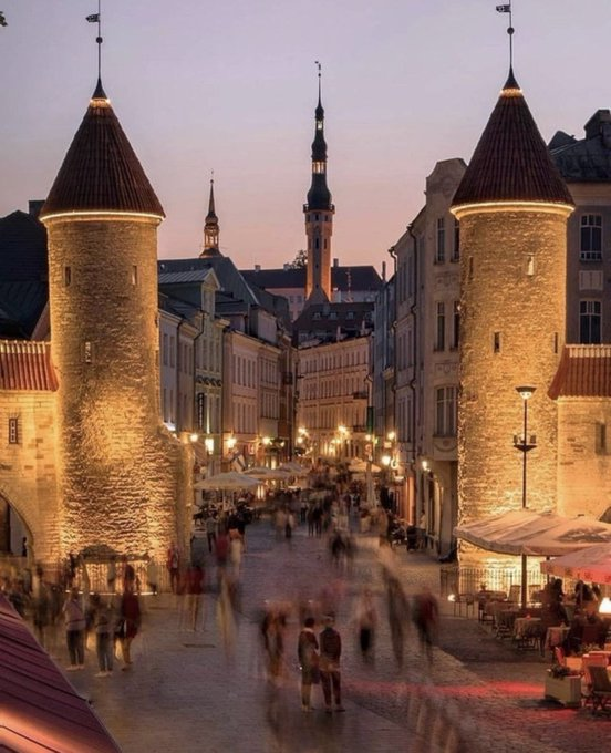 nutalapi's tweet image. Take a trip through time in Tallinn. The picturesque capital of Estonia offers a perfect blend of history, art and breathtaking scenery.