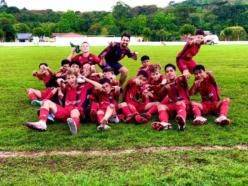 ArthurMirandaaa's tweet photo. vamos com tudo rapaziada
⚽🔴⚪🔴⚪ https://t.co/WMxu6RDMPg