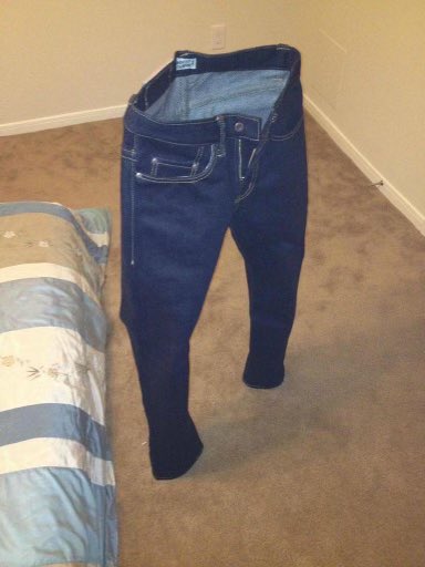 livinlikejojii's tweet photo. jojis sweats after a two month long tour https://t.co/k3bl26oNGp