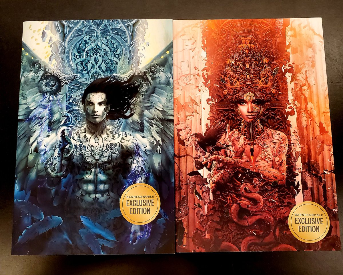 Who doesn't love Sara J.Maas?? And look at these gorgeous covers 😍🥰 Grab your special editions before they run out! 

#BNsalem #BN #sarajmaas #crescentcity #houseofearthandblood #houseofskyandbreath #specialedition #paperback #fantasy