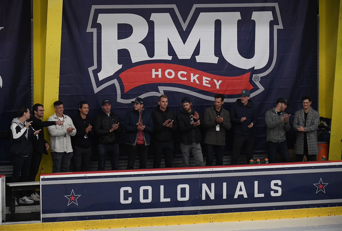 ColonialHF's tweet photo. To the alums of @RMUMHockey and @RMUWHockey - thank you for coming back home to celebrate the return of your teams! It was great getting the RMU Hockey Family back together! Looking forward to many more alumni celebrations for years to come! 
📸@JustinBerlPhoto https://t.co/C9pA1MgCRJ