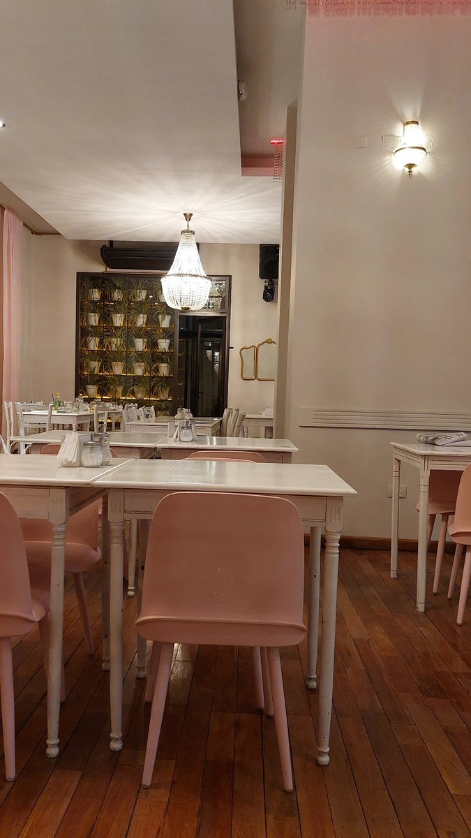 Este bar rosita. Amo🩷