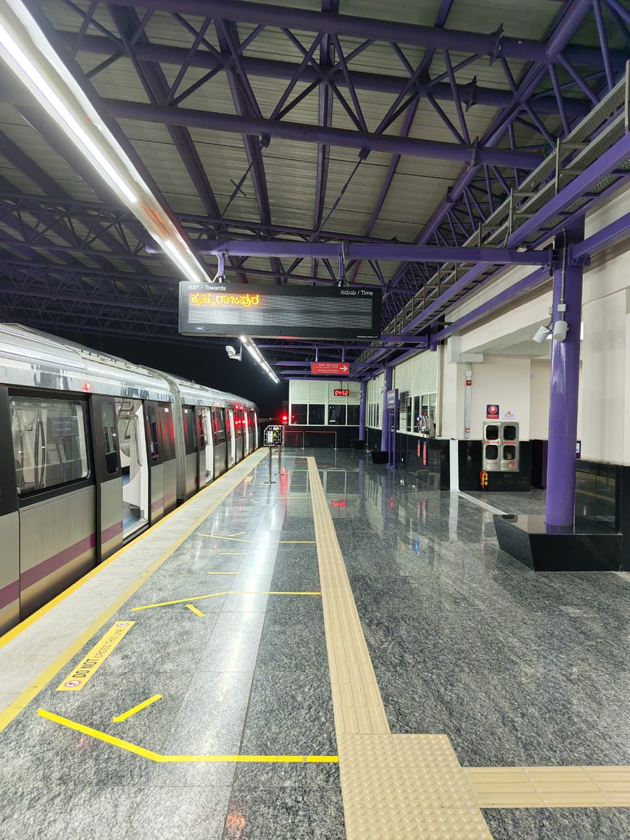 jith746's tweet image. The #FirstDay #FirstService from Whitefield (Kadugodi)

#NammaMetro #Whitefield #Challaghatta