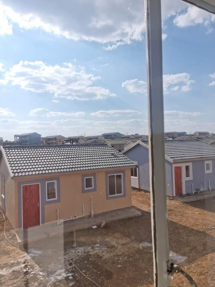 Panyaza Lesufi tweet media