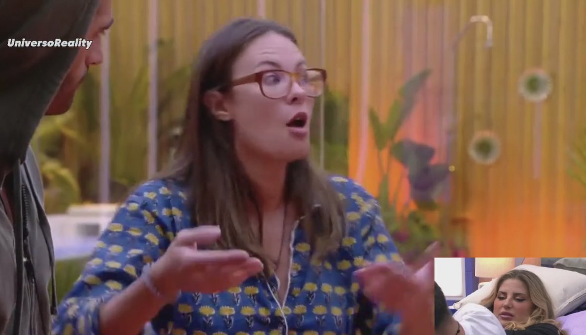 soniab106's tweet image. …….
Carmen as quedado expuesta. Quisiste culpar a Jessica de algo que no fue y te salió mal.
JAJAJAJA🤣🤩

#GHVIP80 #GHVIP90