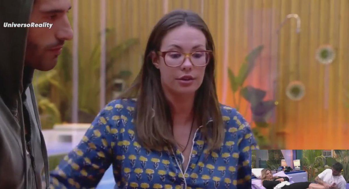 soniab106's tweet image. …….
Carmen as quedado expuesta. Quisiste culpar a Jessica de algo que no fue y te salió mal.
JAJAJAJA🤣🤩

#GHVIP80 #GHVIP90