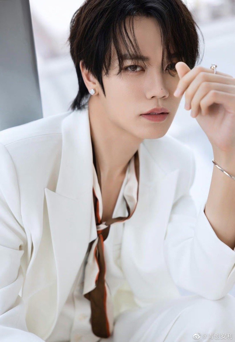 Have a good day 🌤️ 

#หลินเยี่ยนจวิ้น #LinYanjun #林彦俊