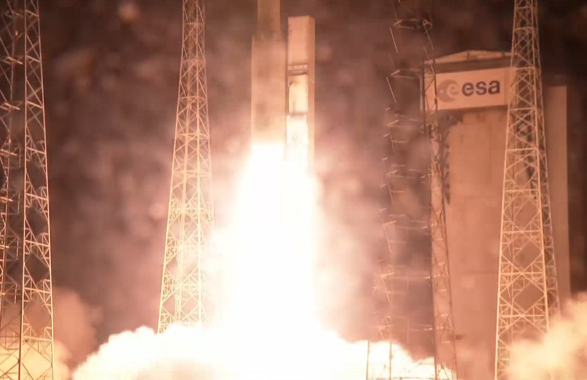 miscthailand's tweet image. THEOS-2 ทะยานสู่อวกาศแล้ว  วันนี้ 08.36 น. 

THEOS-2 ดาวเทียมสำรวจดวงแรกของประเทศไทย ภารกิจหลักคือ การบันทึกภาพพื้นผิวโลกทั้งในไทยและพื้นที่ต่างๆ ทั่วโลก เพื่อฐานข้อมูลภูมิสารสนเทศที่ทันสมัย แก้ไขปัญหา และบรรเทาทั้งทางด้านภัยพิบัติ เกษตร ป่าไม้ ทะเล ผังเมือง สิ่งแวดล้อมฯ