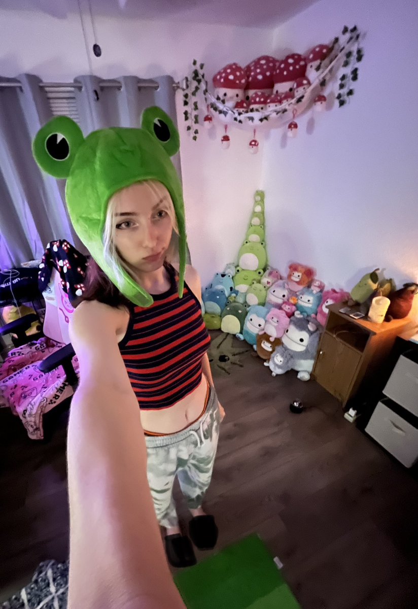 erin tweet media
