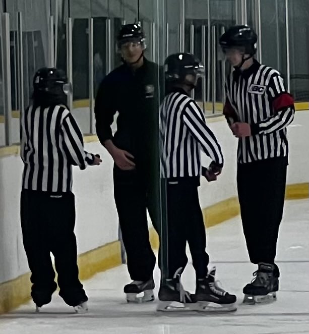 A series of Officiating on-ice sessions continue this Thanksgiving Weekend including in Abbotsford at Matsqui Recreation Centre with Officiating Coach Ben Brown & an arena full of Officials.