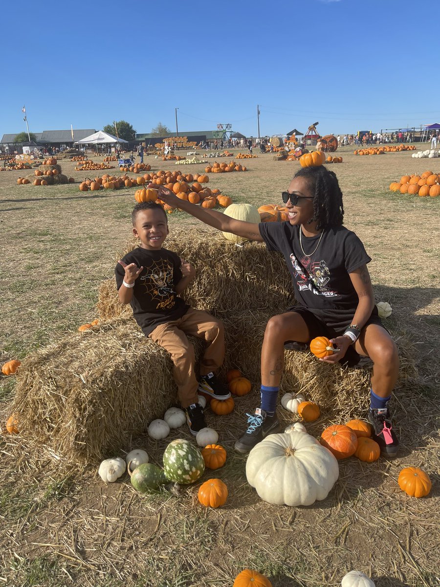 xojo_the3rd's tweet photo. Sunday, Oct 8 🕸️🎃 https://t.co/leUobSg5Tu