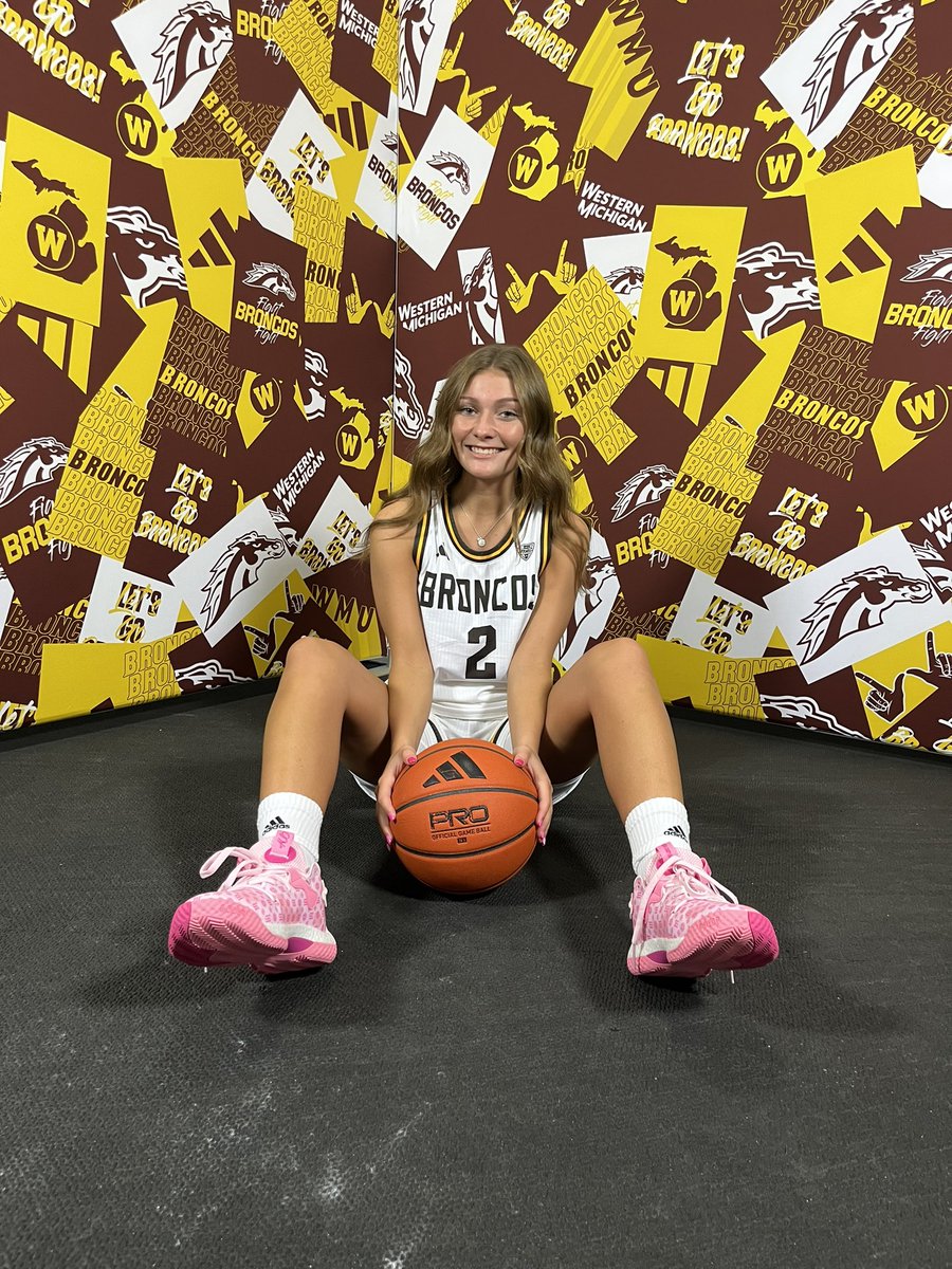 Alli Harness tweet media