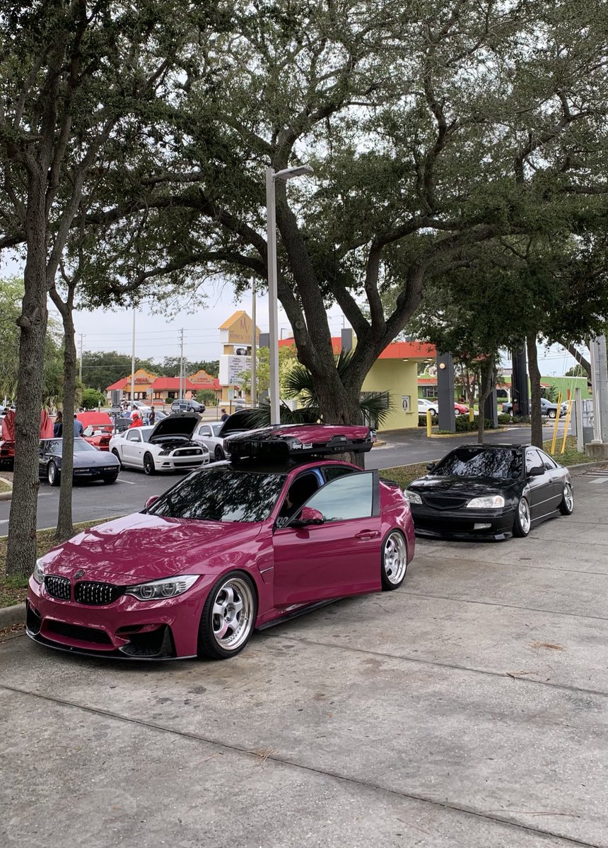 loftanese's tweet photo. bro copped the first Loftanese sticker 💕 https://t.co/tqJp3jFKrf
