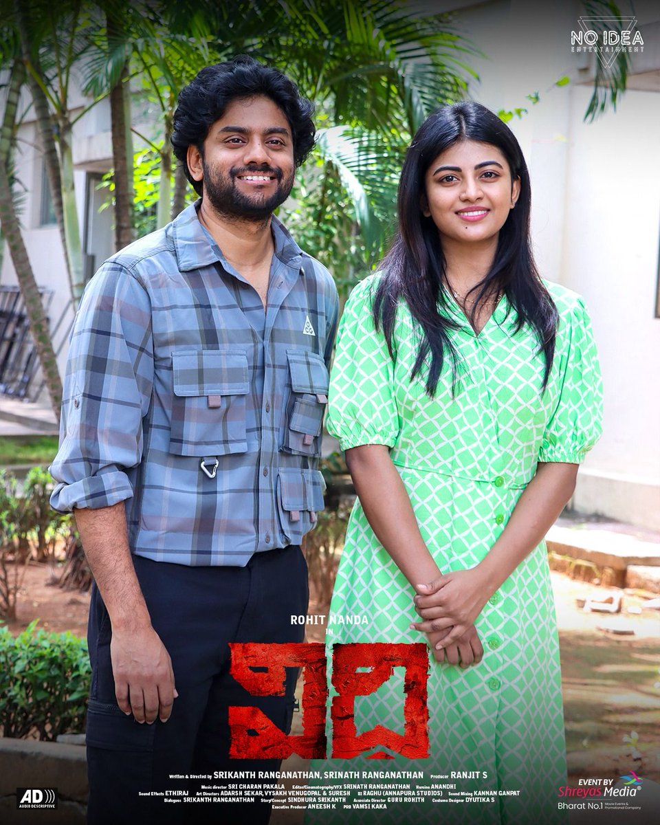 phanikandukuri1's tweet photo. The dynamic pair has arrived at the electrifying #Vidhi First look launch event ❤️

Watch the live now :

https://t.co/WV9QJs1mXt

#RohitNanda @anandhiactress @SricharanPakala @srikanthcinema
@vfxsrinath @NoIdeaEntmt https://t.co/LzljsvtJ4W