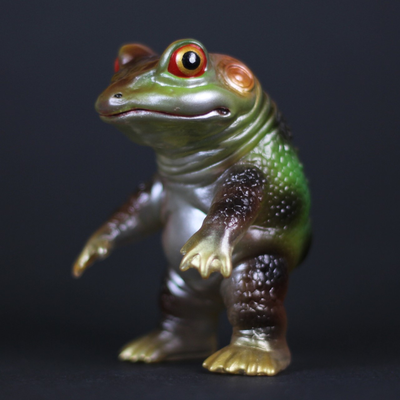 ケロンガ ピコピコ重塗装 ベルツノガエル タケピコ one up ソフビ