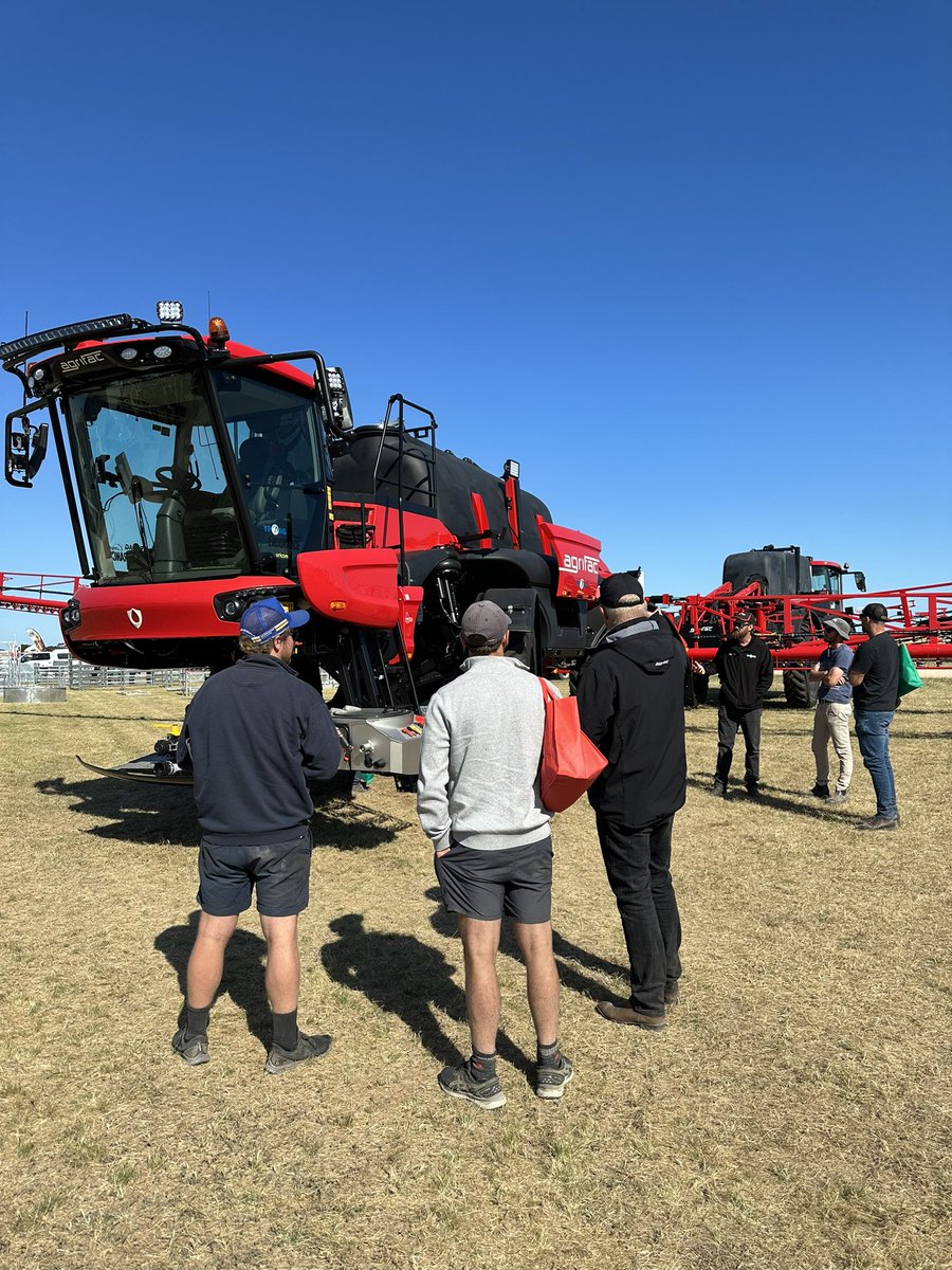 AgrifacAU's tweet photo. Have you had a chance to stop by and see the #AgrifacAustralia team at #ypfielddays?! We’re there with @YPAGAgronomy until tomorrow afternoon. Don’t miss out! Come on by 👍 https://t.co/xC8TbT1swM