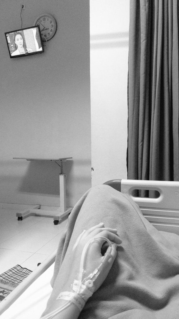 Shionsofficial's tweet photo. Mahal,it's been one month since I'm here😭 https://t.co/hU2s3RLIUd