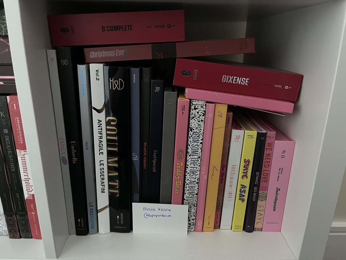 [WTS PLS RT] hey guys, I’m selling my entire collection as I’m going to be saving up to move out and teach abroad by next year. All albums have all inclusions and are £15-£20 except limited albums, and signed albums which I’ll post below, they’ll be QYOP! DM if interested 🌼