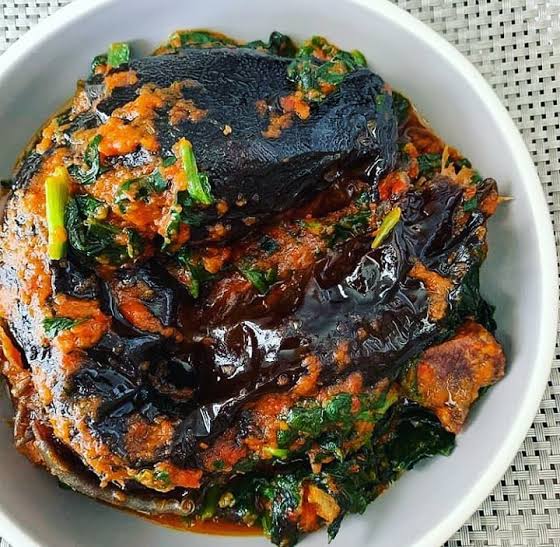 CHELAagro's tweet photo. Whether you prefer the warmth and spice of Catfish Pepper Soup, the richness of Catfish Stew, or the beloved Nigerian classic that is Catfish Jollof Rice, CHELA Oven-Dried Catfish will elevate your dishes to a whole new level😎

4500/Pack
order/KG ✅ https://t.co/J42BKFaabK