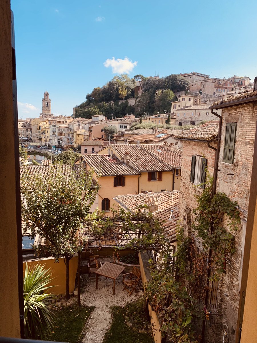 Audrey_Molloy's tweet image. View from my window… #perugia #italy #timetowrite