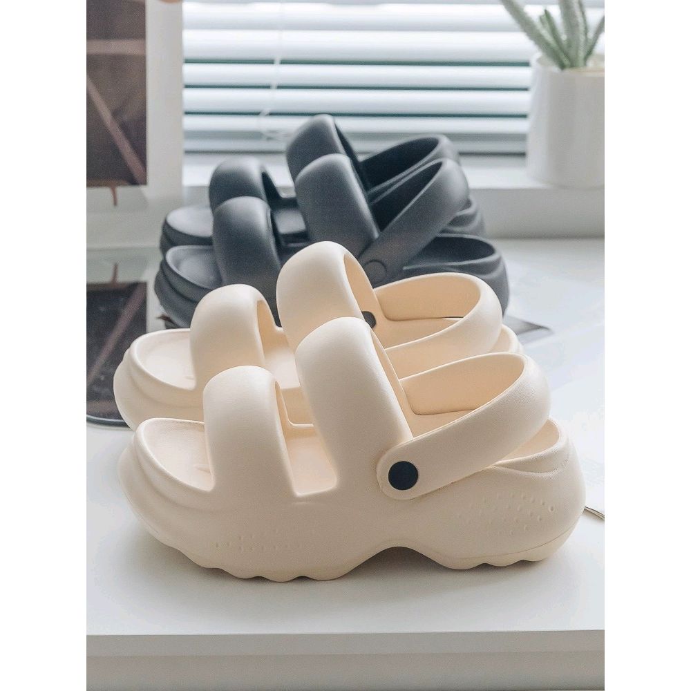 เข้ามาตรวจสอบ SUNNYCOLOR รองเท้าแตะ รองเท้าแฟชั่น สะดวกสบาย สไตล์เกาหลี แฟชั่น ด้านล่างหนา 2023 ใหม่ B28G0P4 ในราคา ฿125 ที่ช้อปปี้เลยตอนนี้! shope.ee/3pvEPGMWYL?sha…