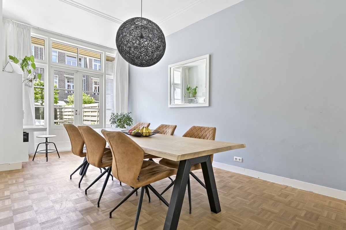 Johannes de Vries tweet media