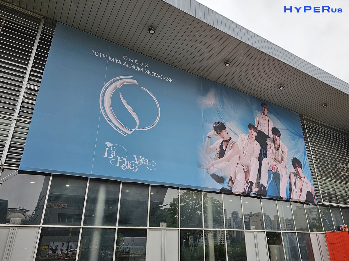 HYPERUS_'s tweet photo. ONEUS

10TH MINI ALBUM ‘La Dolce Vita’ 발매기념
미디어 쇼케이스 &amp; 팬 쇼케이스

@official_ONEUS

#hyperus #하이퍼어스 #공연기획 #공연제작 #콘서트 #운영대행 #RBW #원어스 #ONEUS #원어스쇼케이스 #쇼케이스 #예스24라이브홀 https://t.co/c3mScr0cpp