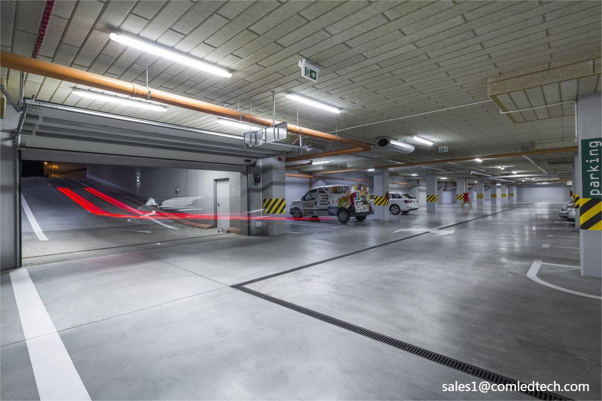 Comled_Felix's tweet photo. LED Triproof Lights also offer high-quality illumination with a wide beam angle, providing bright and uniform light distribution in the parking lot.Content from:https://t.co/d9ij0DsyG5
#comled
#ledtriprooflight
#ledlight https://t.co/LwbNaDT7n7