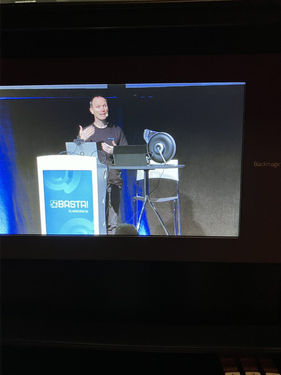 BASTAcon's tweet image. 🎬 Happening now: @rstropek speaks about prompt engineering techniques and #TypeChat here at #BASTAcon and live auf @entwickler #AI #KI #OpenAI #prompting