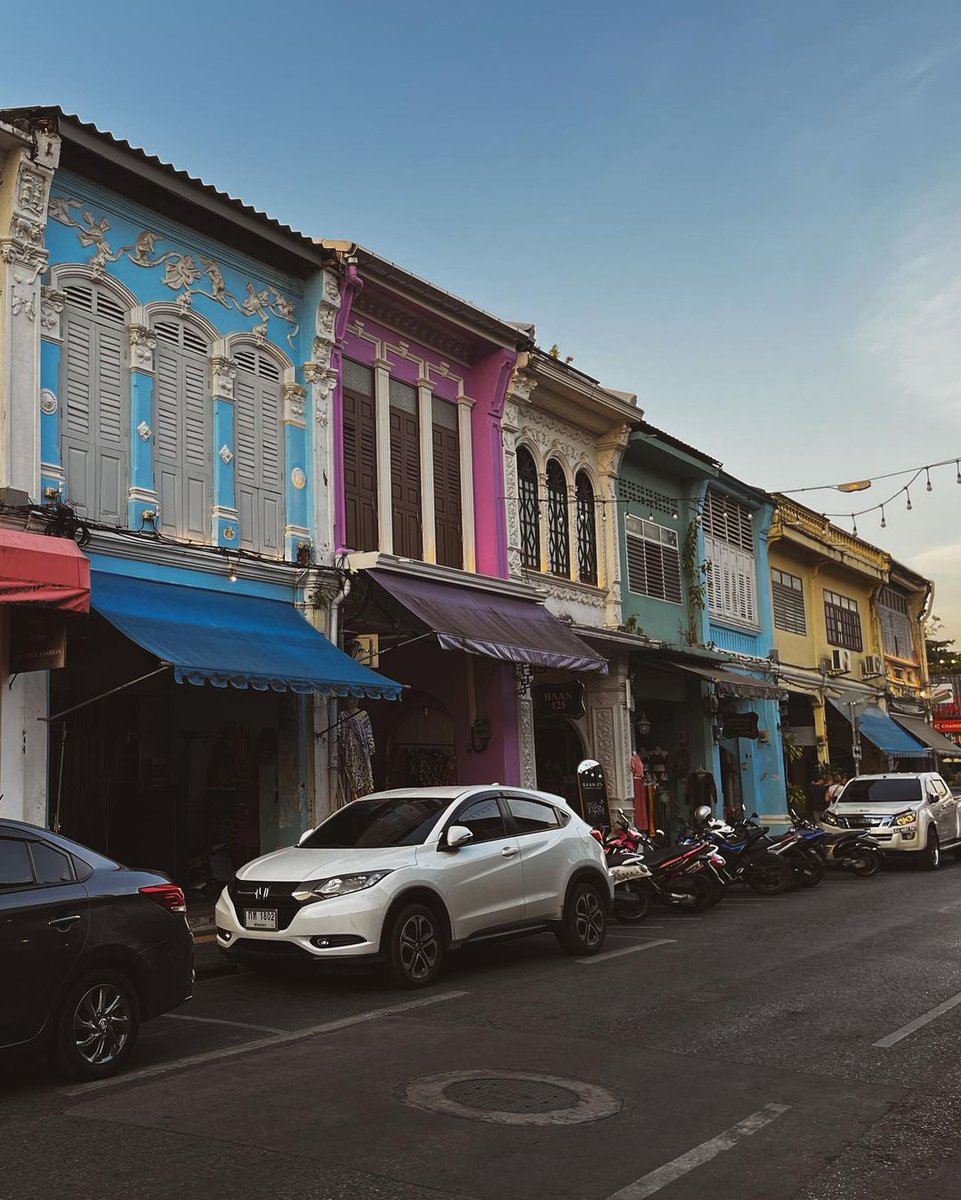 Old Town Phuket is just amazing @bhavini.20! It’s so deep rooted in history, diverse cultures, experiences and more. Loved your glimpse into this vintage city!

#Thailand #ThailandIndia #AmazingThailand #TourismAuthorityOfThailand #ThailandIsOpen #TravelToThailand #OldTownPhuket