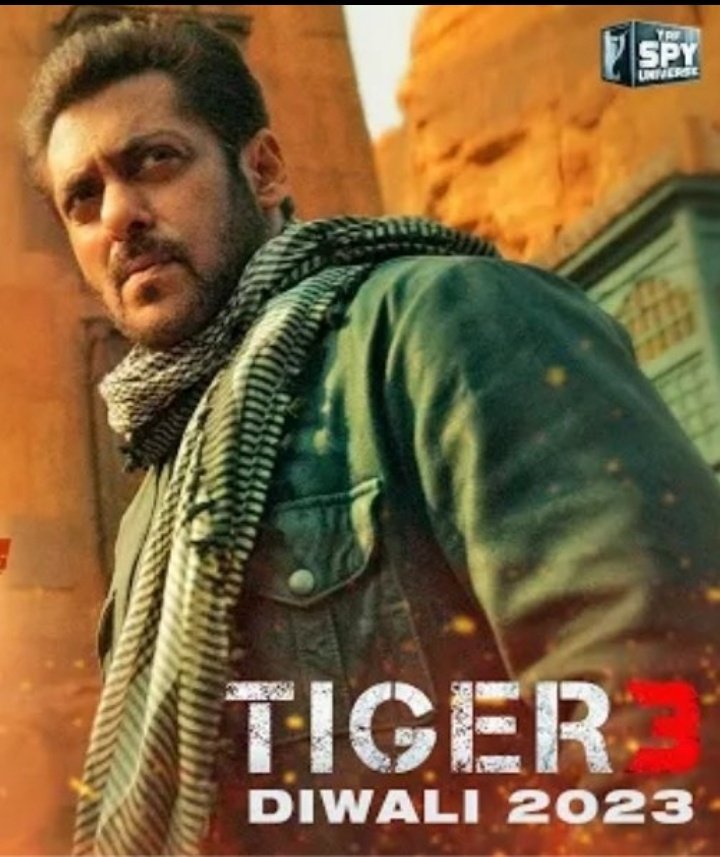 #PathaanTeaser: John, Deepika, and SRK with John being the center of attraction & walked away with all the accolades.

#TigerKaMessage: Salman, Salman, and Salman.

YRF knows who needs padding & support and who can set the box office on fire single-handedly. #Tiger3.