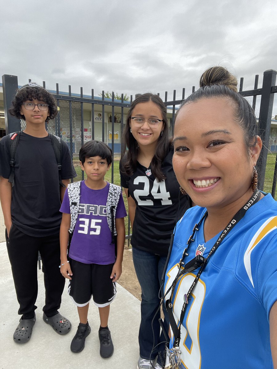 CCCS_school tweet media